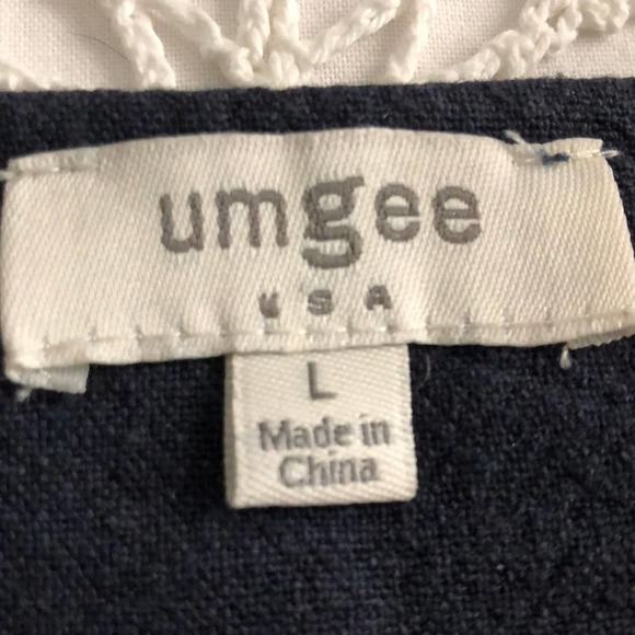 SOLD!! Umgee Embroidered mini skirt fully lined - Picture 5 of 7